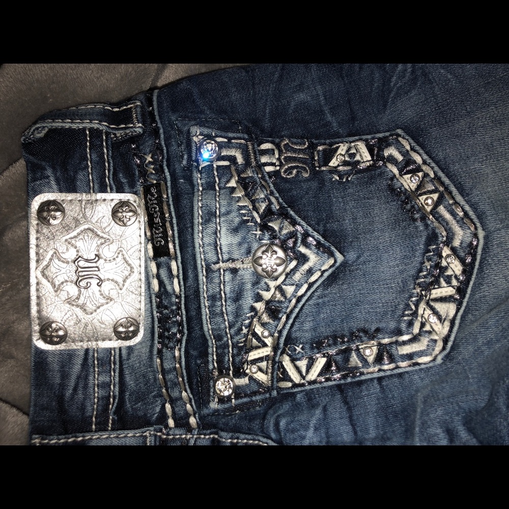 Miss Me Capris NEVER WORN